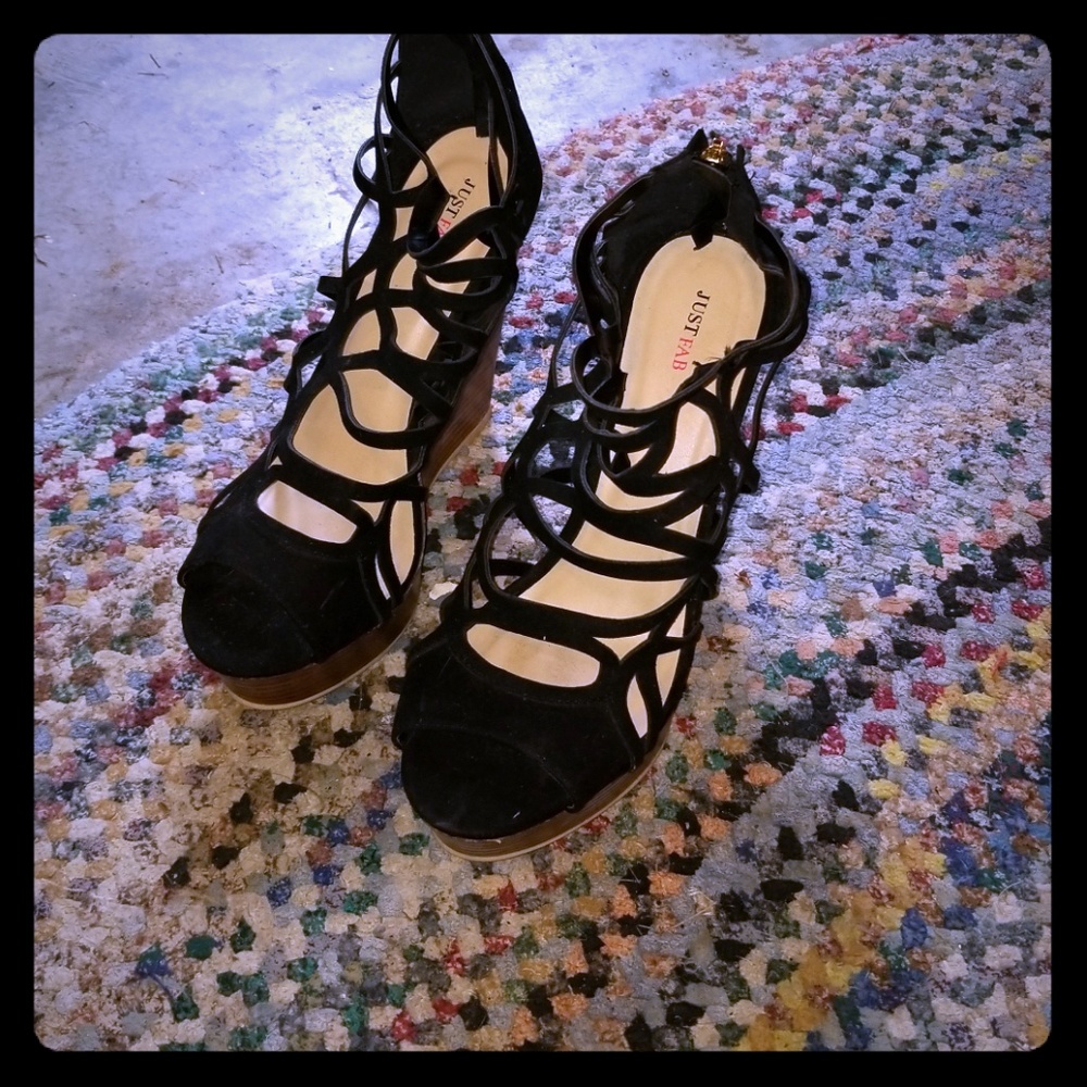 Platform shoes - Picture 1 of 4